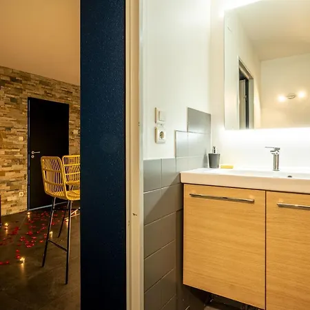 Cocon Relax - Jacuzzi - Cinema Apartment Montbeliard Exterior photo