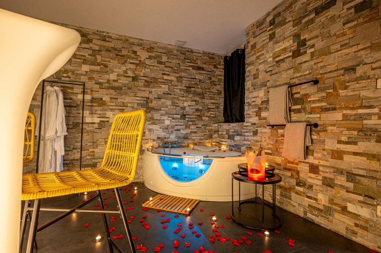 Apartment Cocon Relax - Jacuzzi - Cinema